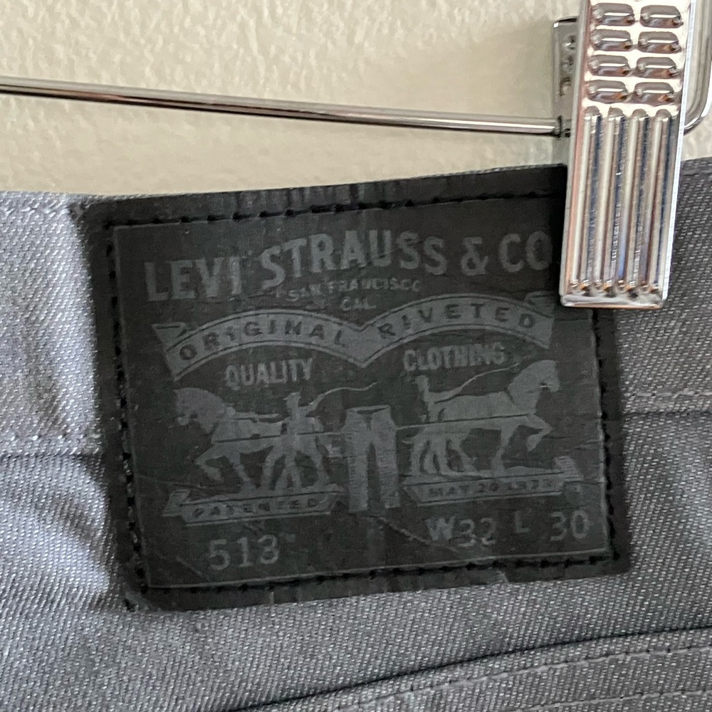 LEVI’S men’s grey denim jeans sz 32